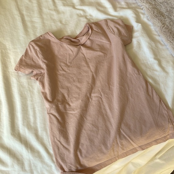H&M 8/10 or xxs sporty t shirt - Picture 1 of 3
